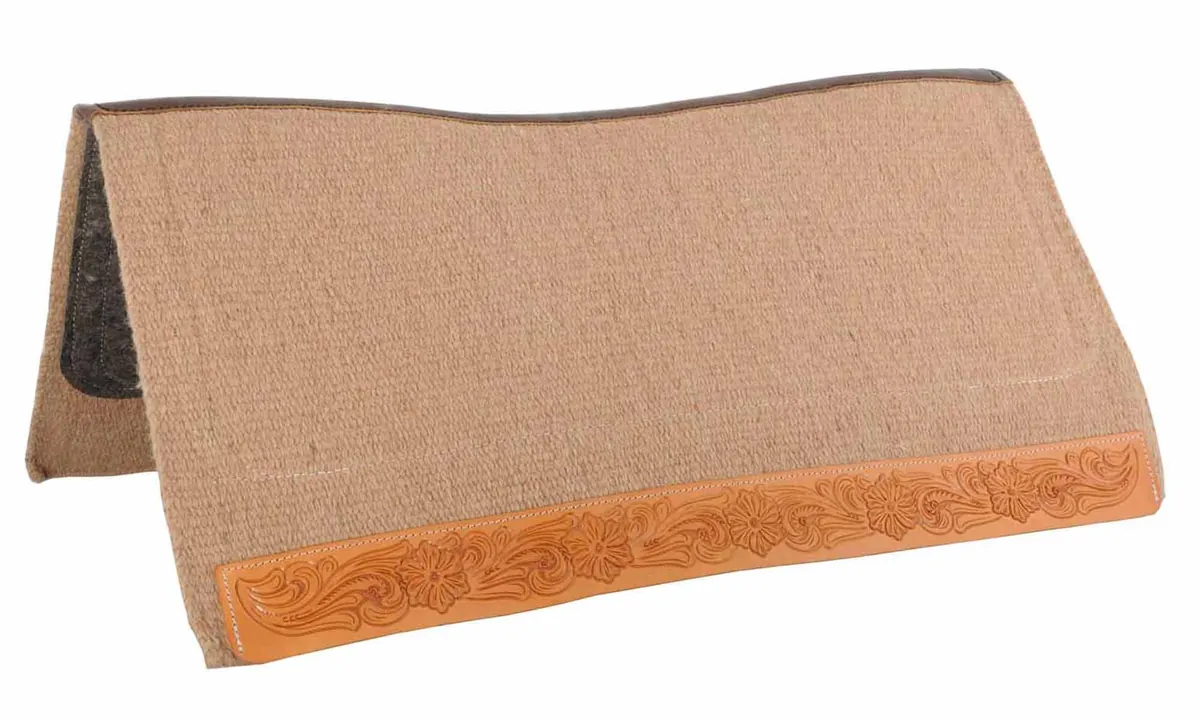 Contoured Saddle Pad — SB 574
